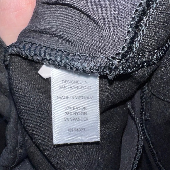 Athleta Black Sienna Cropped Skinny Pants Women's Size 12 - Picture 7 of 9